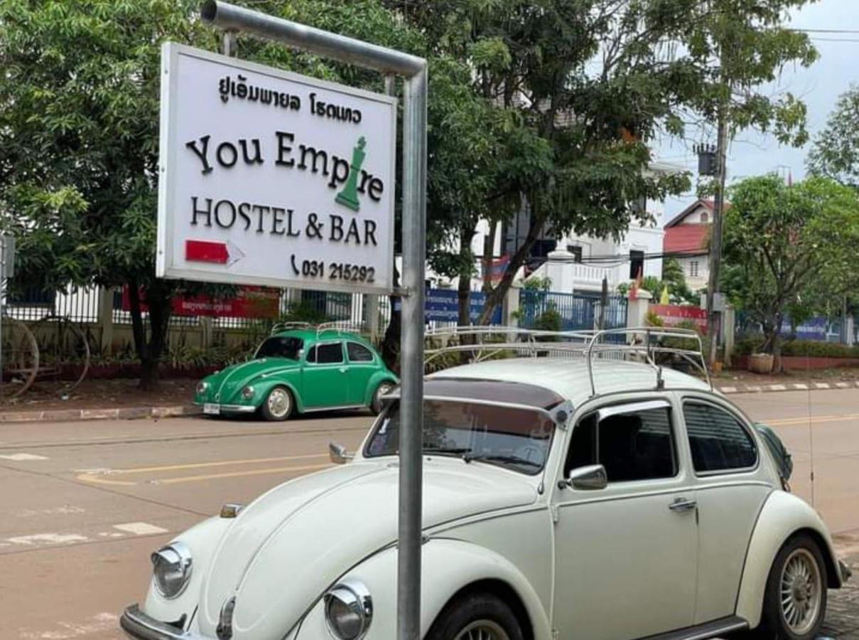 You Empire Hostel & Bar Pakse Exterior foto